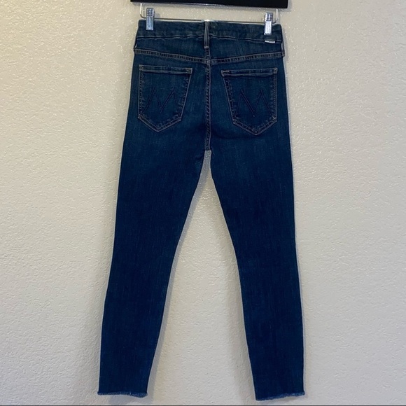 MOTHER Looker Ankle Fray Girl Crush Wash Jeans - Picture 3 of 15
